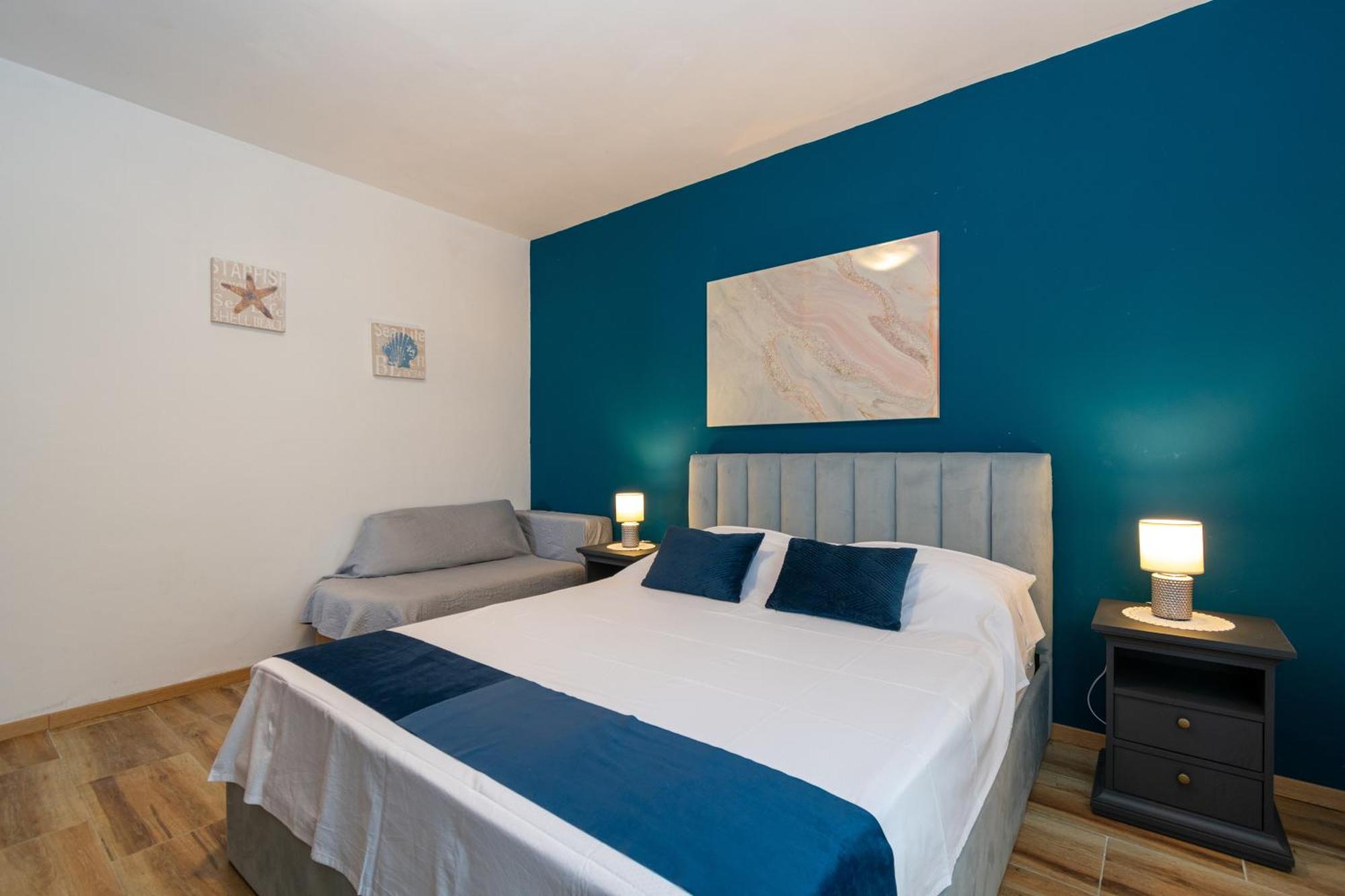 Apartments By The Sea Mandre, Pag - 4093 Колан Номер фото